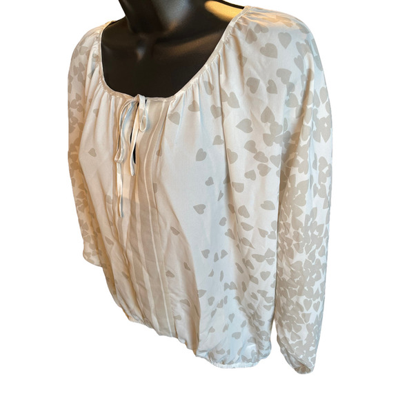 Express Tan & White Heart Bishop Sleeve Blouse Size M - Picture 3 of 6